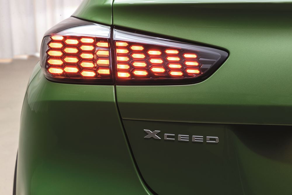Le crossover compact Kia XCeed restylé met en avant son caractère émotionnel