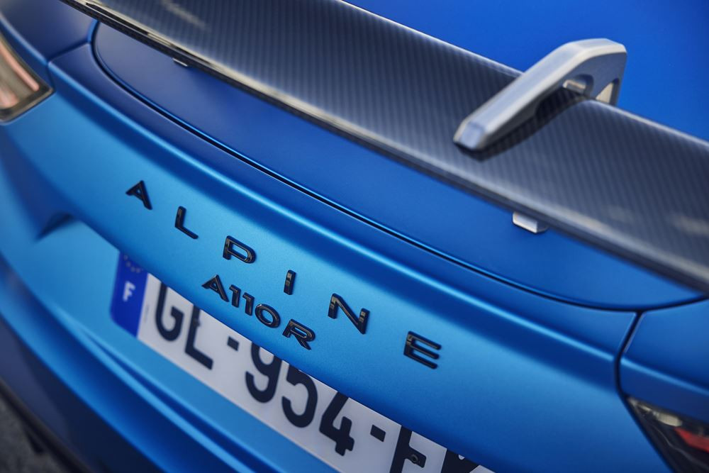 L'Alpine A110 R « radicale » est inspirée par la course automobile