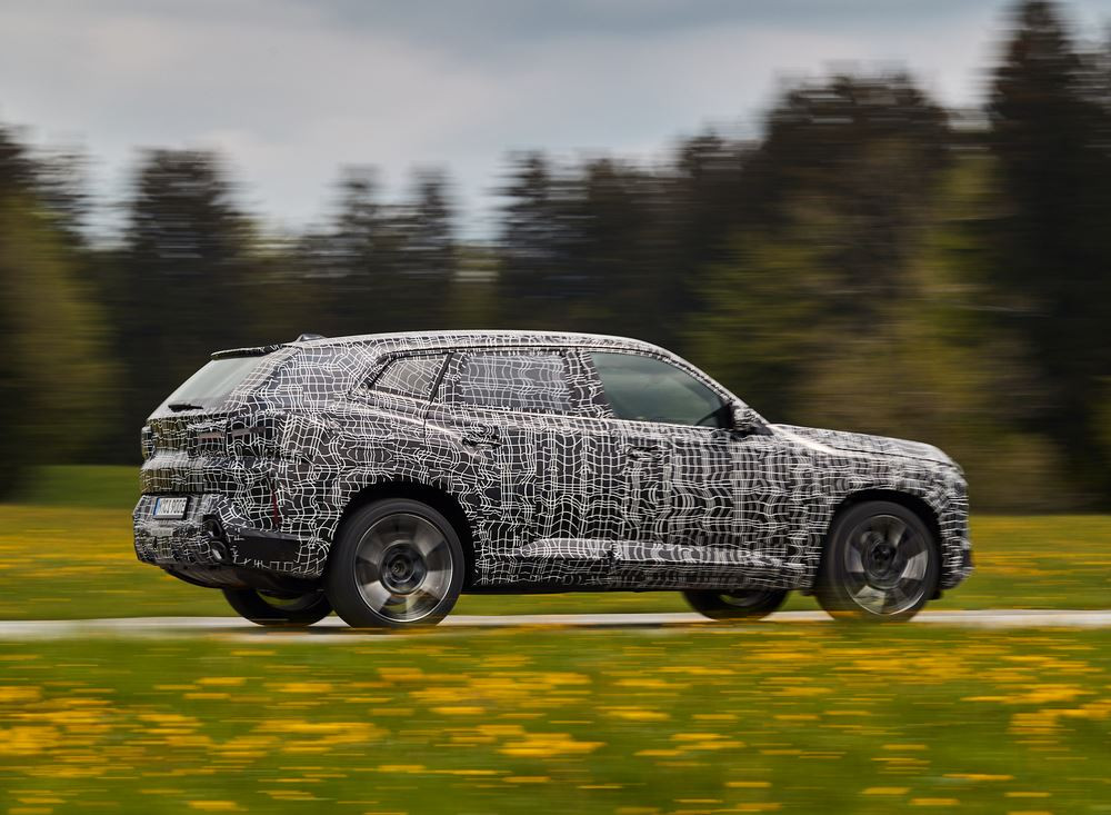 La BMW XM en phase d'essais dynamiques