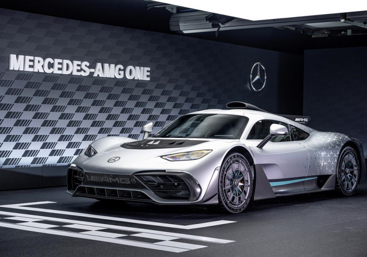 La Mercedes-AMG One embarque un système hybride de 1 063 ch
