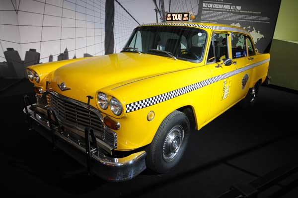 Retrouvez en images « Les Taxis du Monde » du Mondial de l’Automobile de Paris