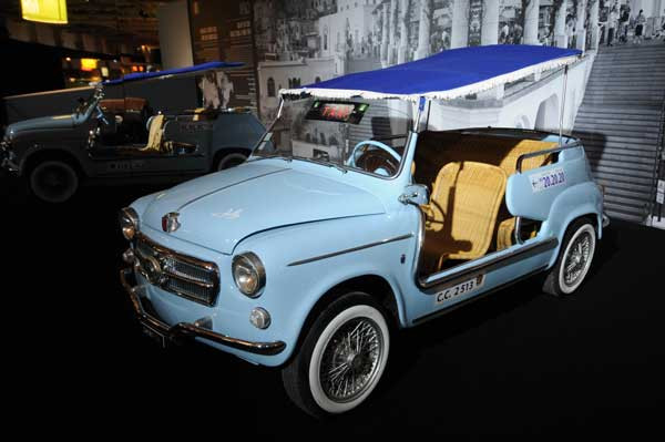 Retrouvez en images « Les Taxis du Monde » du Mondial de l’Automobile de Paris