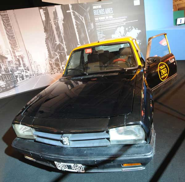 Retrouvez en images « Les Taxis du Monde » du Mondial de l’Automobile de Paris
