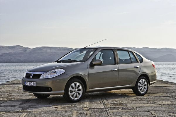 La nouvelle Renault Symbol remporte le prix « Autobest 2009 »