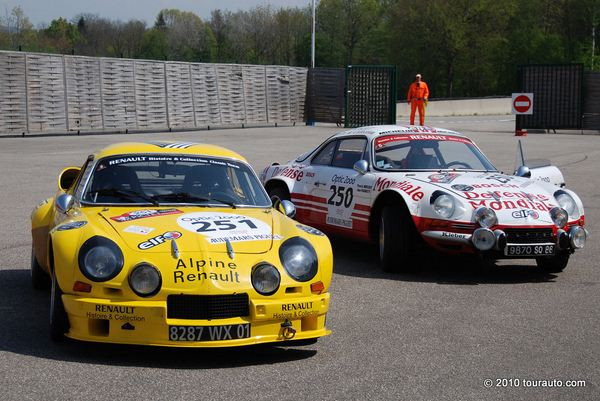 Découvrez les voitures de collection du 19ème Tour Auto