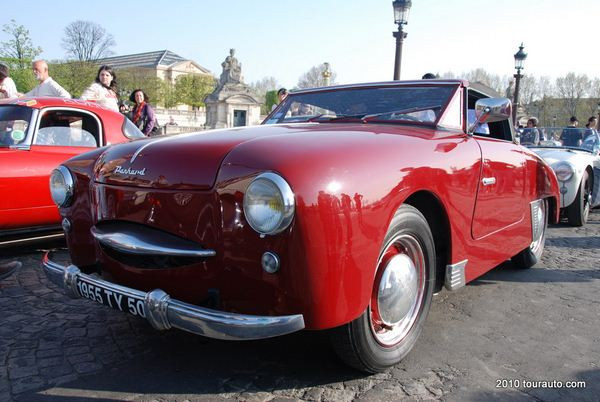 Découvrez les voitures de collection du 19ème Tour Auto