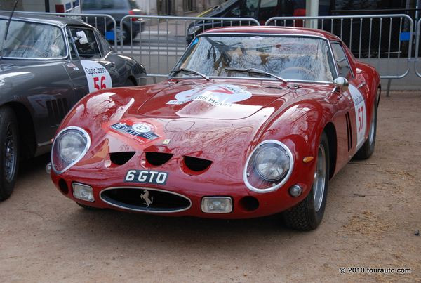 Découvrez les voitures de collection du 19ème Tour Auto