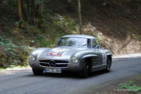 Découvrez les voitures de collection du 19ème Tour Auto