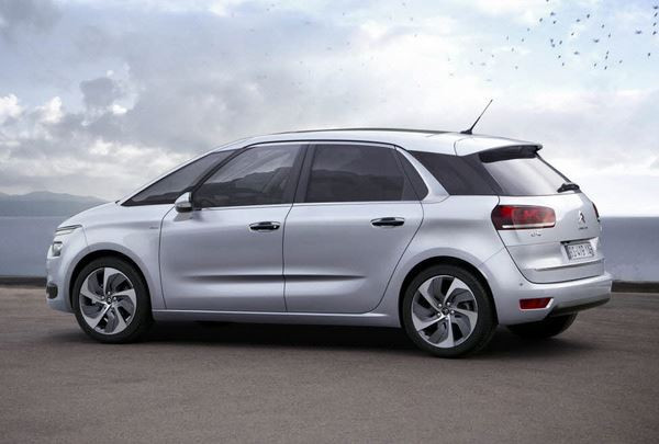 L'une de ces sept voitures sera élue « Voiture de l’Année 2014 »
