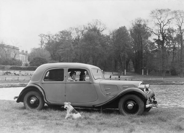 Citroën célèbre les 80 ans de sa Traction Avant
