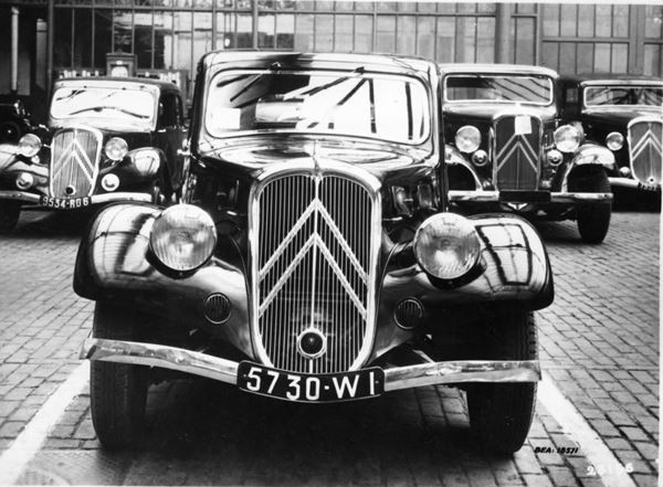Citroën célèbre les 80 ans de sa Traction Avant