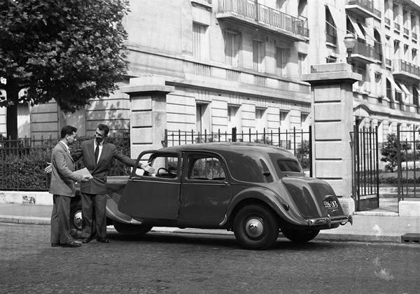 Citroën célèbre les 80 ans de sa Traction Avant