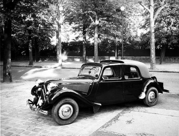 Citroën célèbre les 80 ans de sa Traction Avant