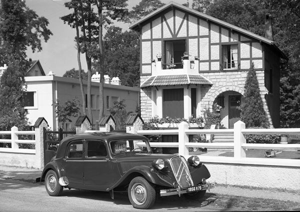 Citroën célèbre les 80 ans de sa Traction Avant