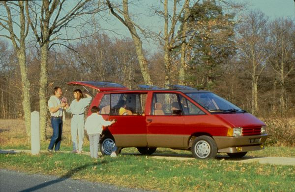 Le Renault Espace souffle ses 30 bougies
