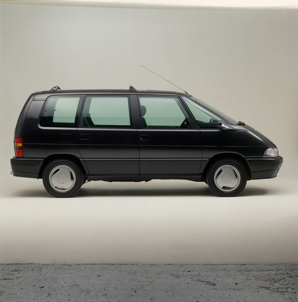 Le Renault Espace souffle ses 30 bougies