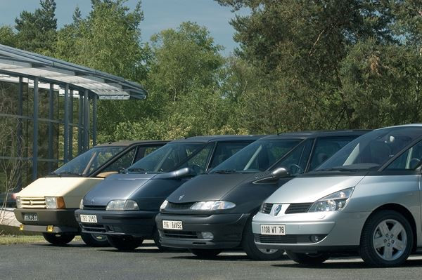 Le Renault Espace souffle ses 30 bougies