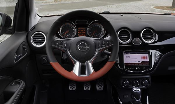 La petite voiture urbaine chic se décline à la carte pour exprimer le style de son propriétaire