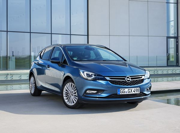L'une de ces sept voitures sera élue « Voiture de l’Année 2016 »