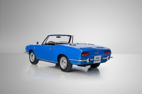 La Seat 850 Sport Spider fête ses 50 ans