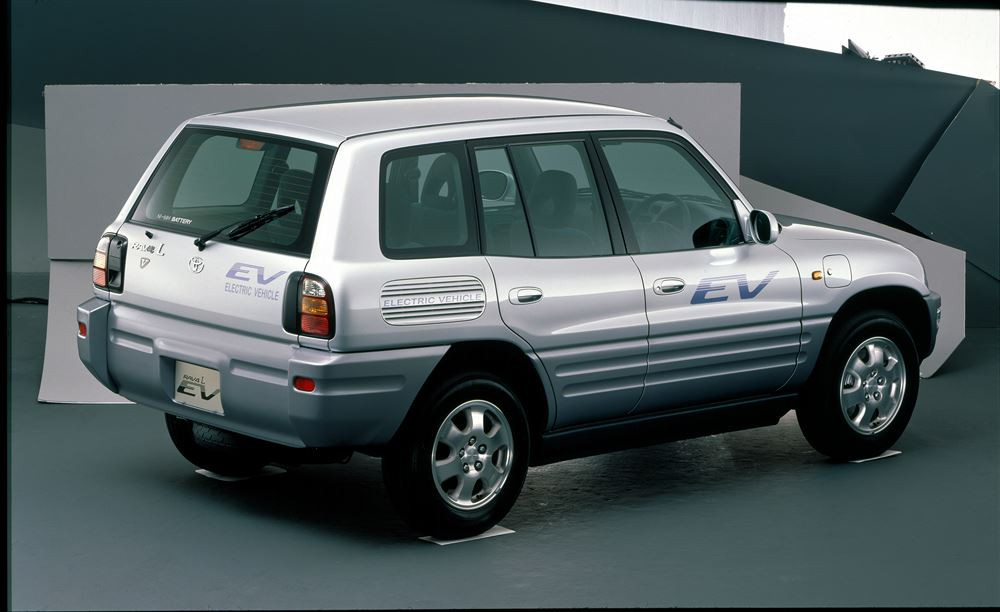 Le Toyota RAV4 fête son trentième anniversaire