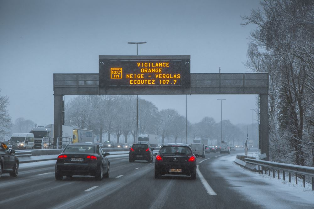 Huit conducteurs Français sur 10 veulent se débarrasser de leurs mauvaises habitudes au volant en 2025