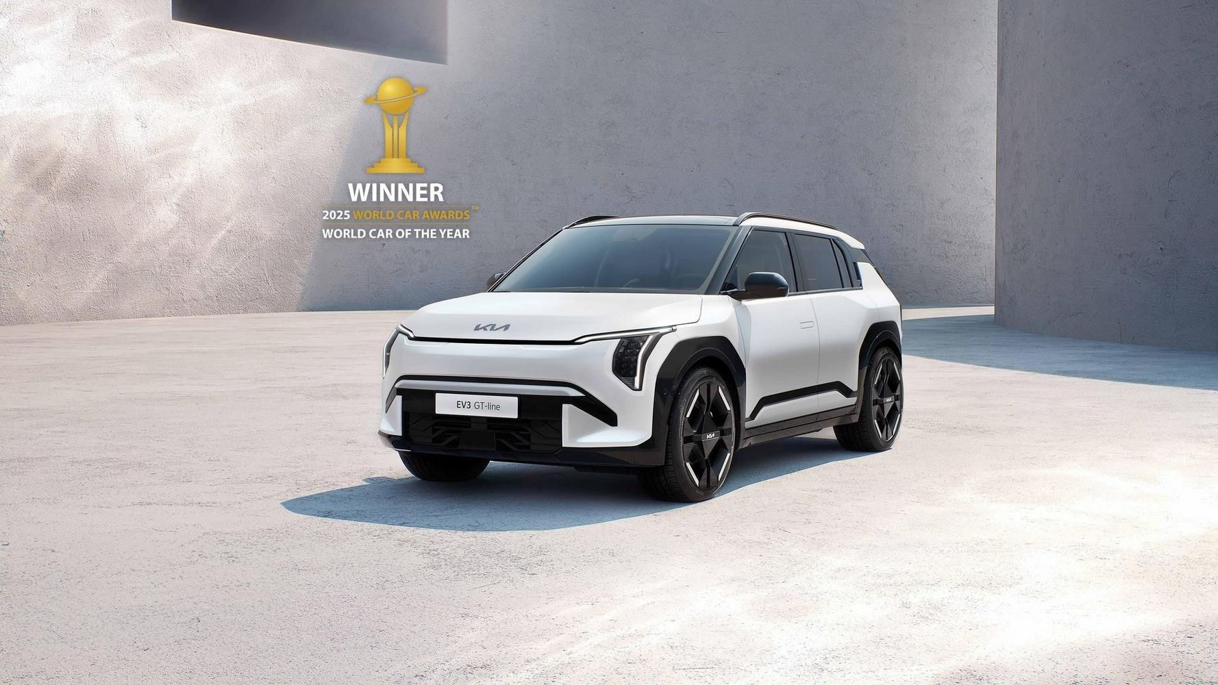 Le SUV compact électrique Kia EV3 élu « World Car of the Year 2025 »