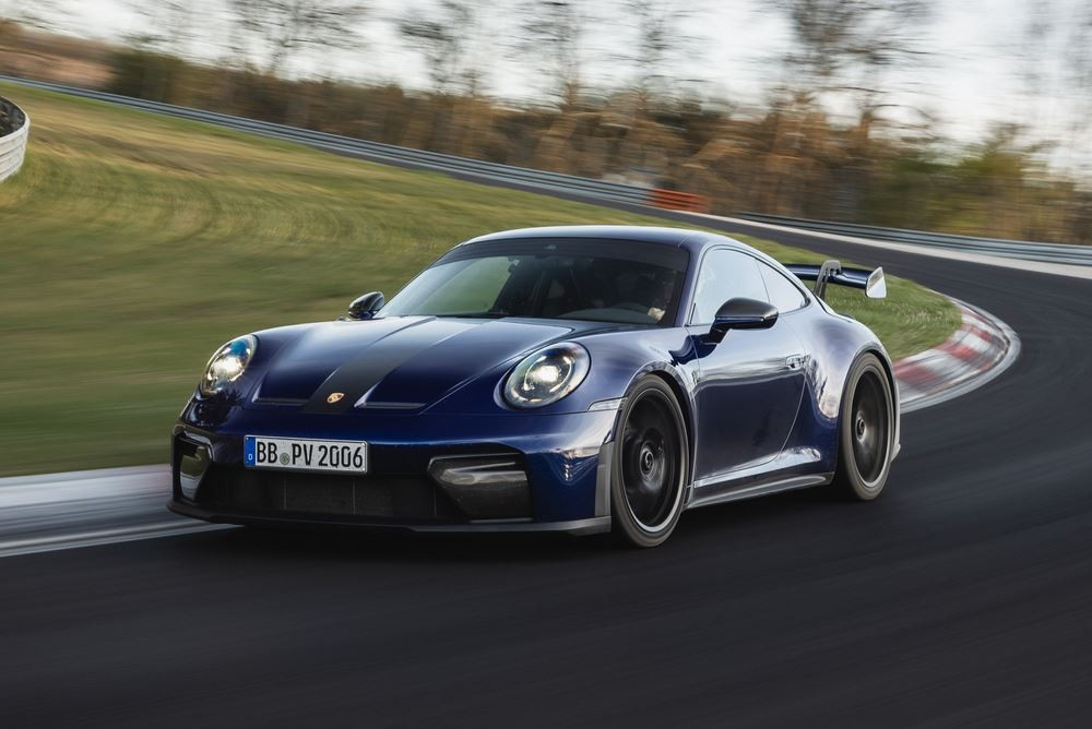 La Porsche 911 GT3 est la voiture de série à boîte manuelle la plus rapide sur le Nürburgring