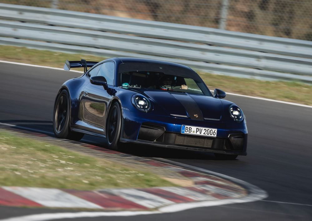 La Porsche 911 GT3 est la voiture de série à boîte manuelle la plus rapide sur le Nürburgring