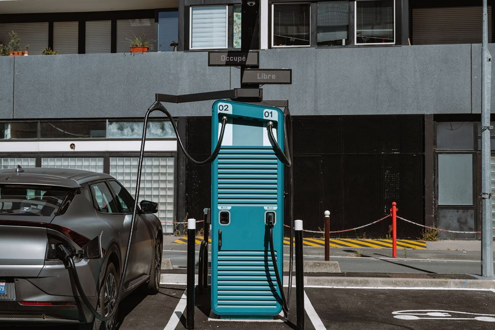 Un quart des français estiment que les infrastructures de recharge permettent d'adopter une conduite électrique