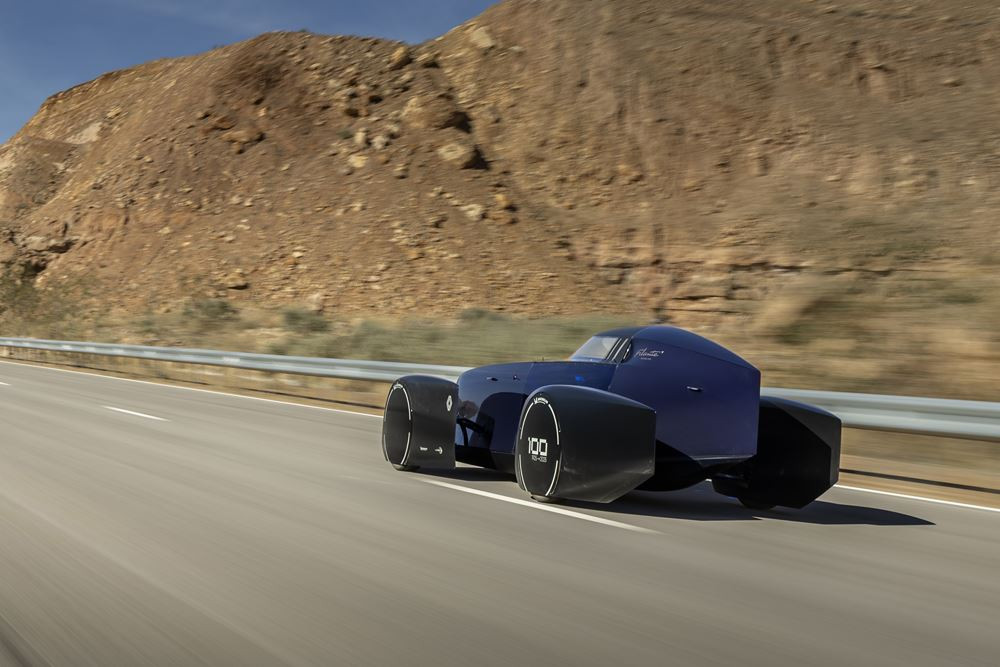 La Renault Filante Record 2025 électrique réalise une consommation de 7,8 kWh aux 100 km a une vitesse moyenne de 102 km/h