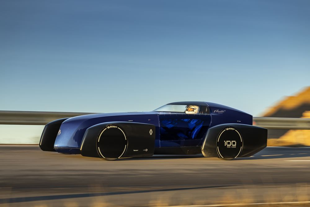 La Renault Filante Record 2025 électrique réalise une consommation de 7,8 kWh aux 100 km a une vitesse moyenne de 102 km/h