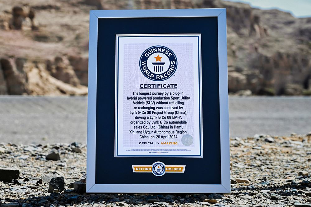 La Lynk & Co 08 hybride rechargeable établit un record en parcourant 293 km en mode électrique