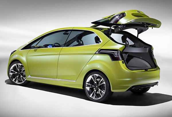 Ford présente le concept iosis MAX au salon de Genève