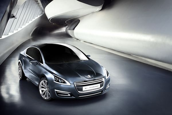 Première mondiale à Genève pour le concept 5 by Peugeot