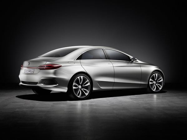 Mercedes dévoile le concept Mercedes F 800 Style