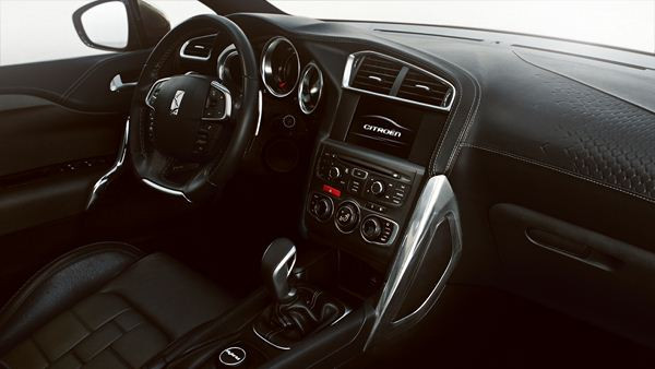 Citroën dévoile l'intérieur du concept DS High Rider