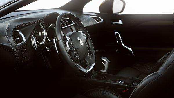 Citroën dévoile l'intérieur du concept DS High Rider