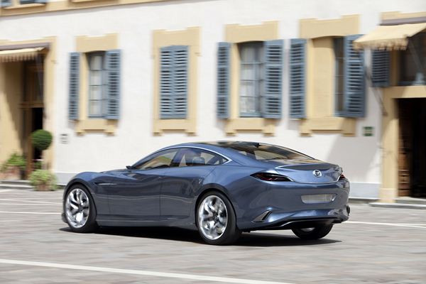 Le concept Mazda Shinari exprime le nouveau thème stylistique de Mazda