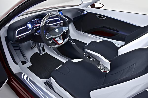 Seat présente le concept électrique sportif Seat Ibe à Paris