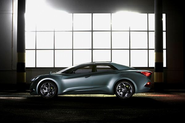 Le concept i-flow illustre les futures orientations stylistiques de Hyundai