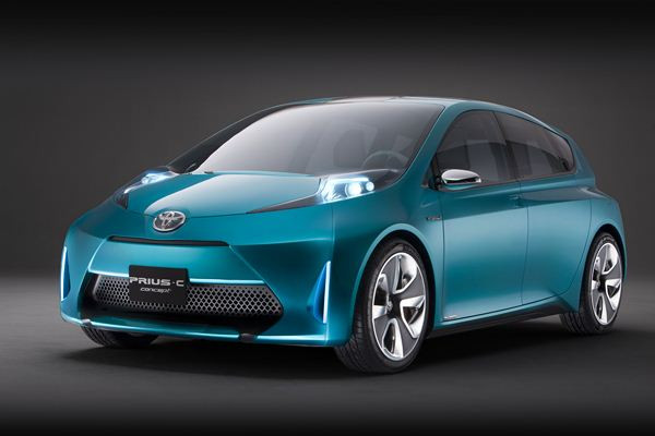 Toyota présente un concept de citadine hybride au salon de Détroit