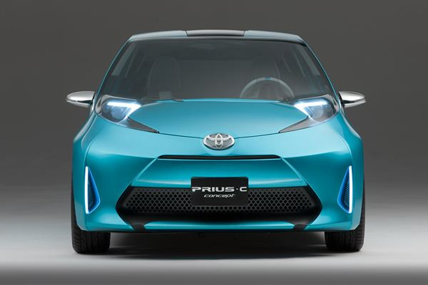 Toyota présente un concept de citadine hybride au salon de Détroit