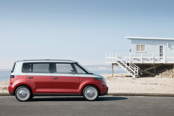 Volkswagen présente le concept de monospace électrique Bulli à Genève