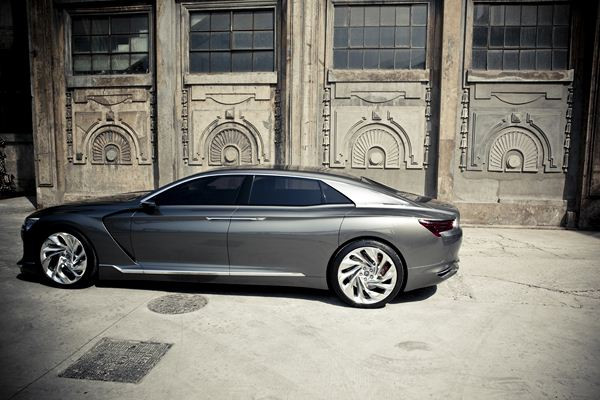 Citroën présente le concept-car Metropolis au salon de Genève