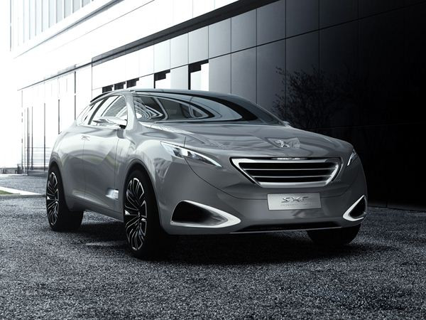 Peugeot présente le concept-car SXC au salon de Shanghai