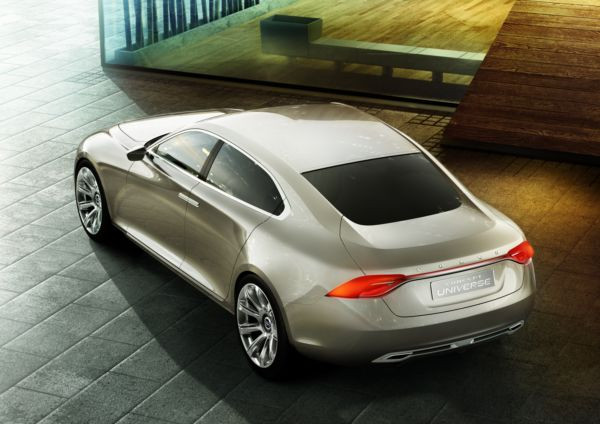 Volvo présente le concept de berline de luxe Universe au salon de Shanghai