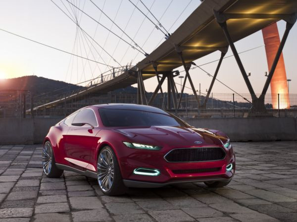 Le concept Evos préfigure le style de la prochaine génération des modèles Ford