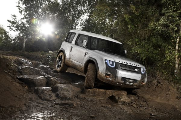 Le concept Land Rover DC100 révélé au salon de l’automobile de Francfort
