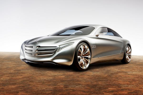Mercedes présente un concept de berline hybride rechargeable à pile à combustible
